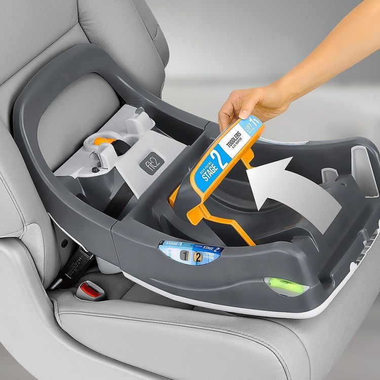 No. 4 - Chicco Fit2 Infant & Toddler Car Seat - 3