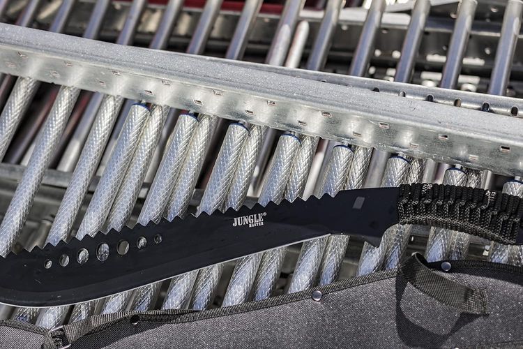 No. 8 - Jungle Master Machete - 3