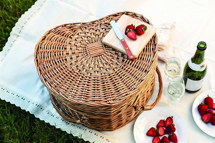 No. 10 - Picnic Time Heart Picnic Basket - 4